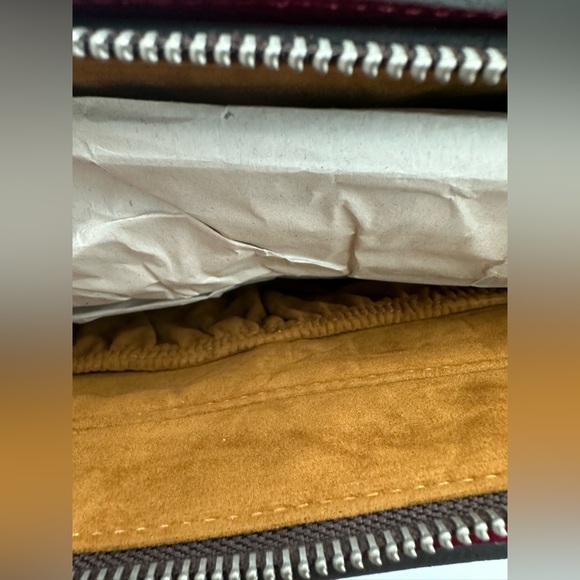 Patricia Nash Red Leather Shoulder Bag - Picture 11 of 15